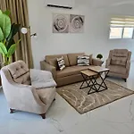 Four Seasons - Luxury Apartament