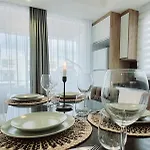 Four Seasons - Luxury Apartament *