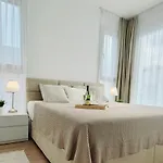 Four Seasons - Luxury
