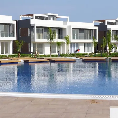 Apartment Luxury Garden - Four Seasons Boghaz, Iskele Boghaz