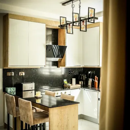 Four Seasons Ii - Luxury Appartement