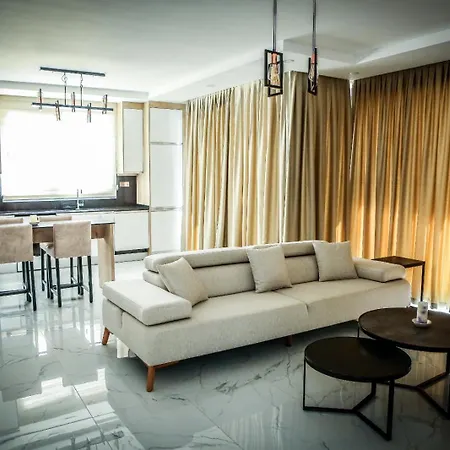 Four Seasons Ii - Luxury *