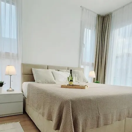 Four Seasons - Luxury